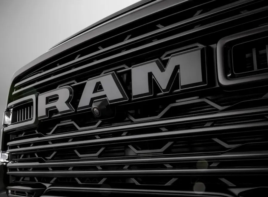 Grade frontal da RAM 3500